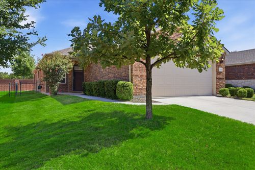 2090 Marsh Point Drive, Frisco, TX, 75036 | Card Image