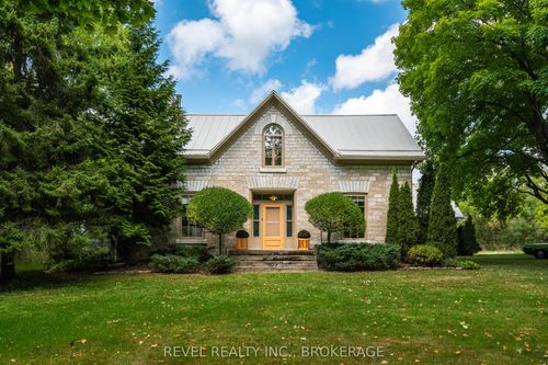 4247 Henderson Rd, South Frontenac, ON, K0H1V0 | Card Image