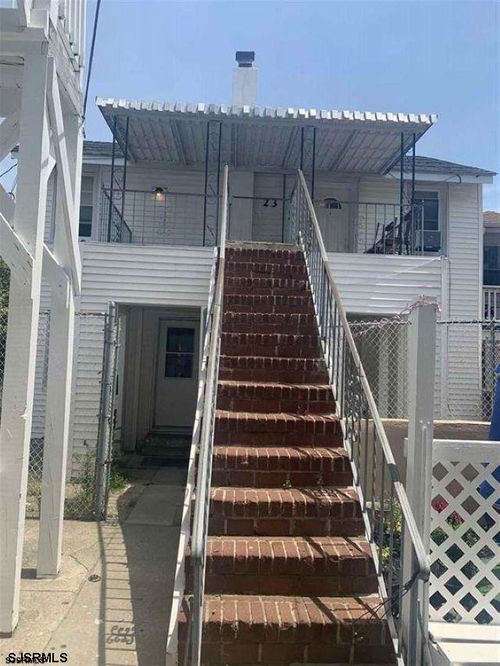 23 N Boston Ave, Atlantic City, NJ, 08401-3568 | Card Image