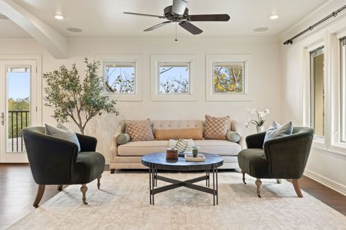 3200 Maywood Ave, Austin, TX, 78703-1135 | Card Image