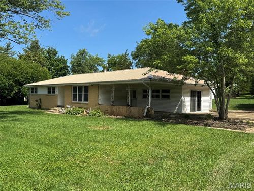 48 E North Ave, Ellsinore, MO, 63937-8233 | Card Image