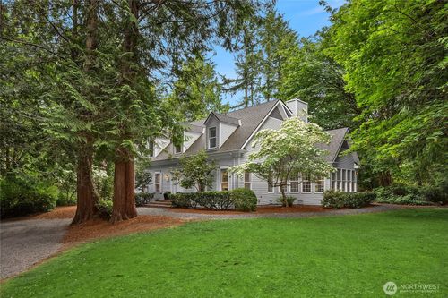 7089 Ne Bay Hill Rd, Bainbridge Island, WA, 98110-4294 | Card Image