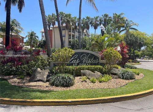 143-8290 Lake Dr, Doral, FL, 33166-4671 | Card Image