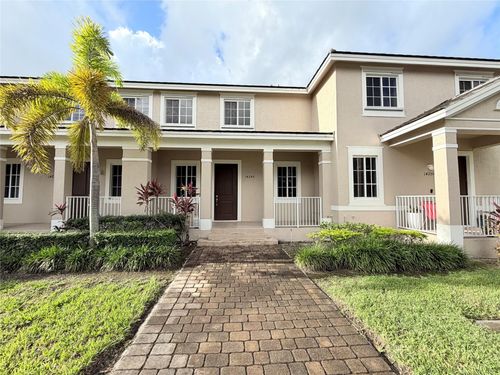 14240 Sw 275th St, Homestead, FL, 33032-8818 | Card Image