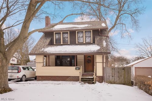 416 Prospect Ave, Cuyahoga Falls, OH, 44221-4026 | Card Image