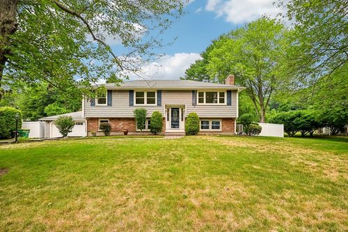 40 Scout Ln, North Attleboro, MA, 02760-4714 | Card Image