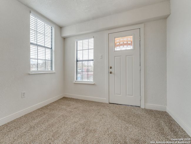 105 Galbreath Ave, House other with 3 bedrooms, 1 bathrooms and null parking in Devine TX | Image 17