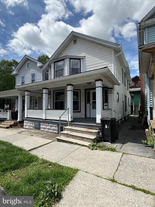1512 Moore St, HUNTINGDON, PA, 16652-2026 | Card Image