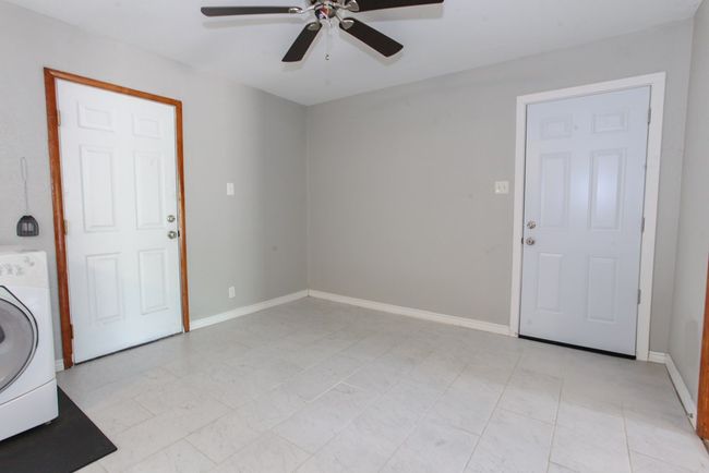 2004 State St, House other with 2 bedrooms, 1 bathrooms and 1 parking in Big Spring TX | Image 10
