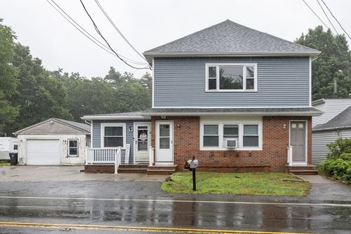 735 Reed Rd, Dartmouth, MA, 02747-1571 | Card Image