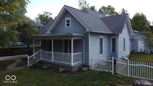 523 E Main St, Centerville, IN, 47330-1319 | Card Image