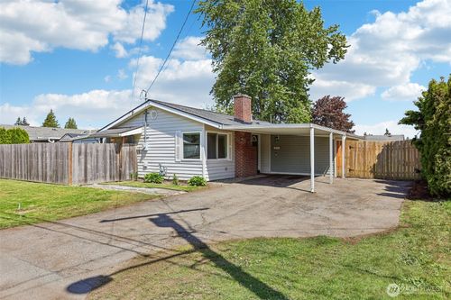 16966 121st Ave Se, Renton, WA, 98058-6061 | Card Image