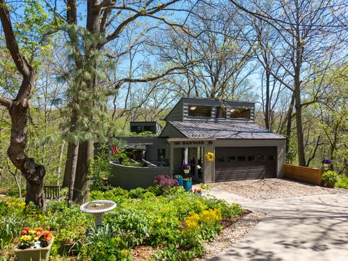 1016 Harvard, COLUMBIA, MO, 65203-1834 | Card Image