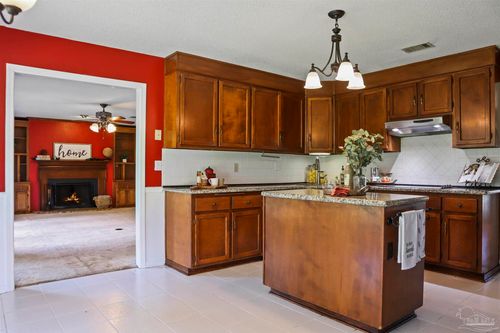 8505 Punta Lora, Pensacola, FL, 32514-7902 | Card Image