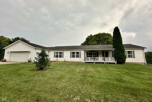 4290 Voyles Rd, Martinsville, IN, 46151-8413 | Card Image
