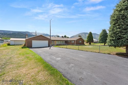 105 Howe St, Anaconda, MT, 59711-1607 | Card Image
