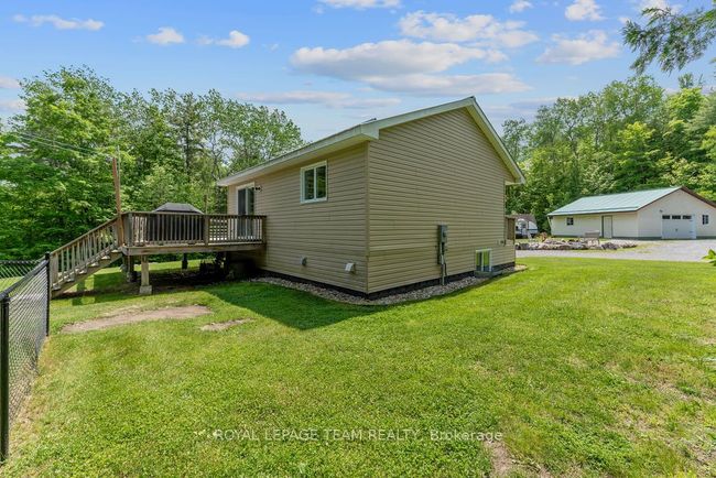 2442 White Lake Rd, House other with 3 bedrooms, 1 bathrooms and 10 parking in Arnprior ON | Image 34