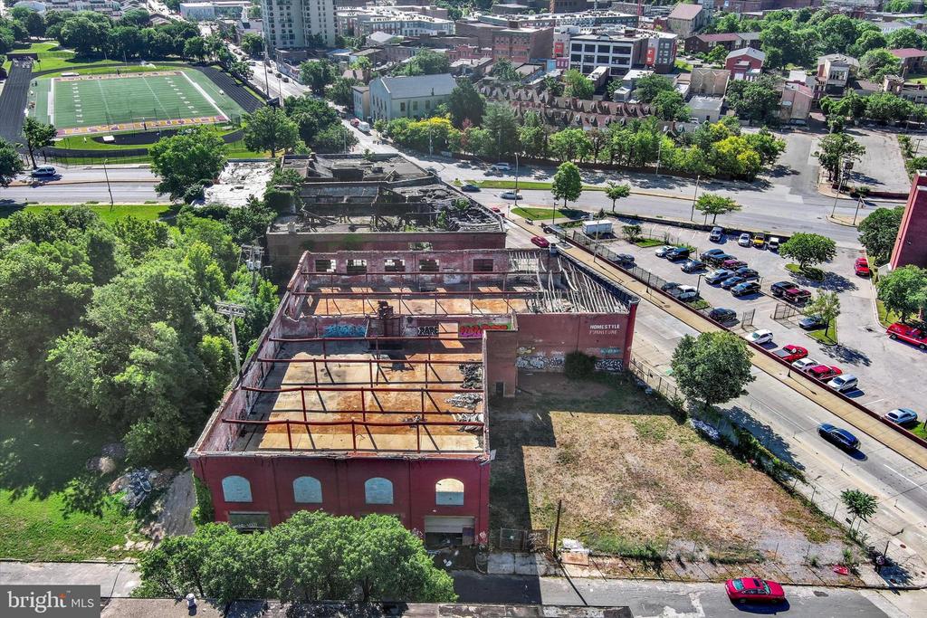 Commercial Sale in BALTIMORE 3