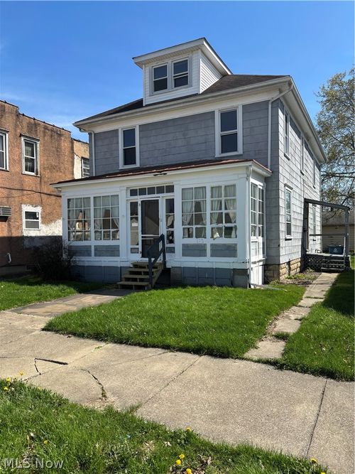 175 W Ohio Ave, Sebring, OH, 44672-1307 | Card Image