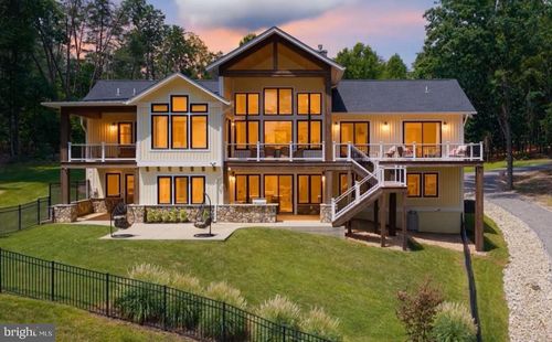 38 Walnut Hill Dr, Mineral, VA, 23117-5298 | Card Image