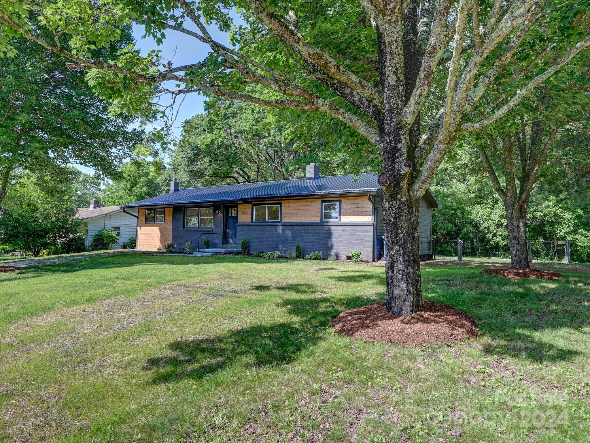 HI Alta Ave, Asheville, NC 28806