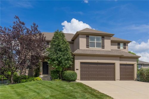 17205 Hauser St, Overland Park, KS, 66221-7138 | Card Image