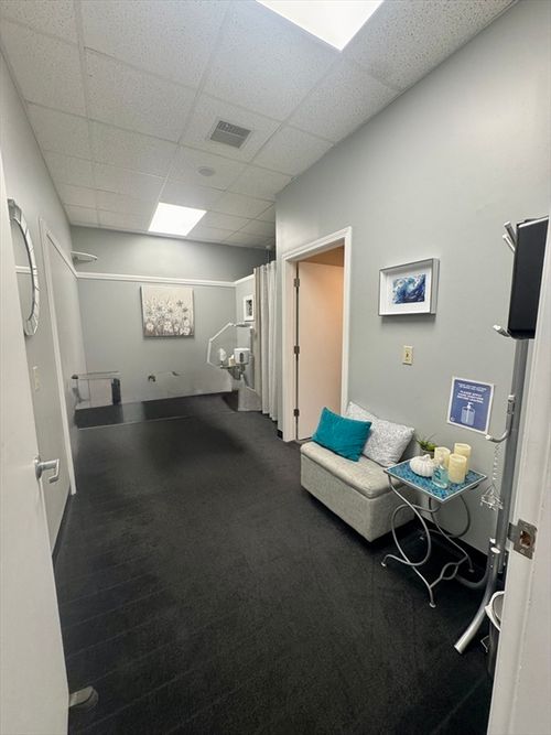 5-132 S Main St, Acushnet, MA, 02743-2772 | Card Image