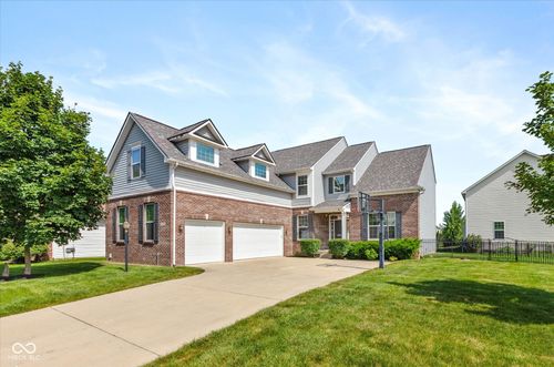 12154 Eddington Pl, Fishers, IN, 46037-5403 | Card Image