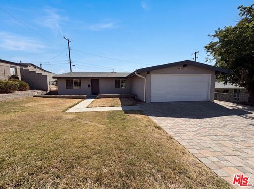 19016 Felbridge St, Canyon Country, CA, 91351-2950 | Card Image