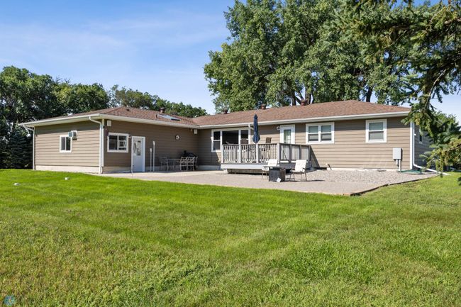 Rear Exterior | Image 43