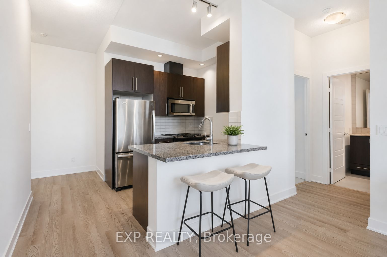 Residential in Toronto C08 2