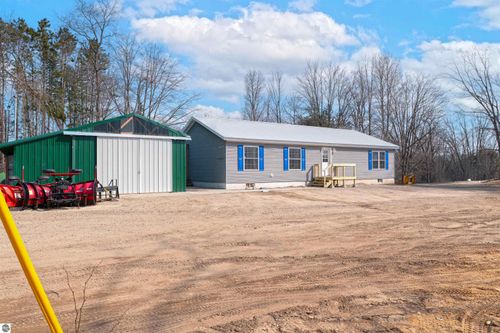 10920 Cassidy Dr, Cadillac, MI, 49601-8195 | Card Image