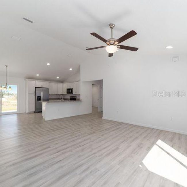 2041 Sw 178 Th Lane Rd, House other with 4 bedrooms, 2 bathrooms and null parking in Ocala FL | Image 7