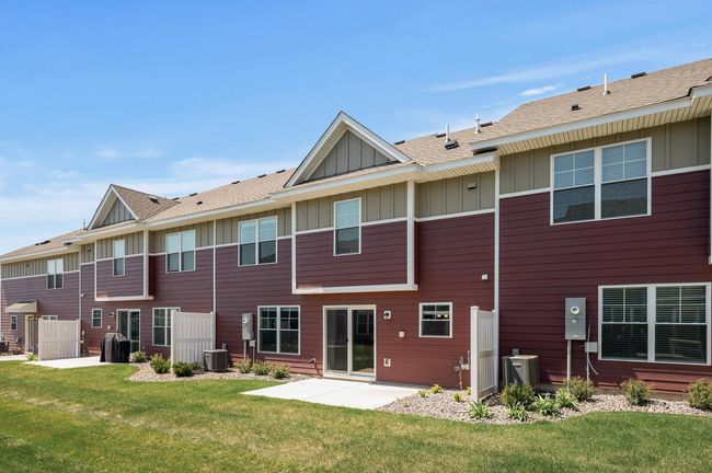 1144 Middlefield Rd, Townhouse with 3 bedrooms, 3 bathrooms and null parking in Medina MN | Image 43