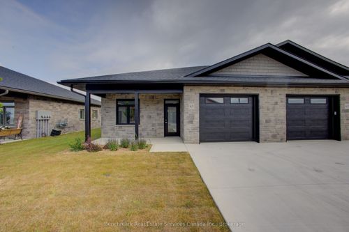 63 Cavalier Crescent, Huron-Kinloss, ON, N0G2R0 | Card Image