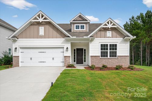 ken0008-7926 Rolling Wheels Rd, Charlotte, NC, 28215-7894 | Card Image