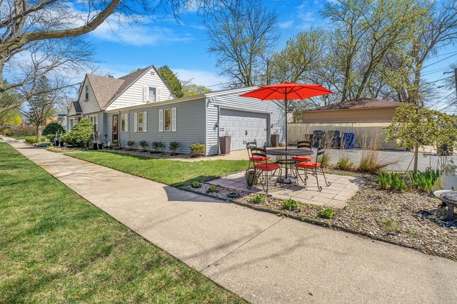1099 Fowler Ave, House other with 3 bedrooms, 2 bathrooms and 2 parking in Evanston IL | Image 23