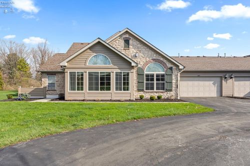 3817 Windsor Bridge Cir, Huron, OH, 44839-2153 | Card Image