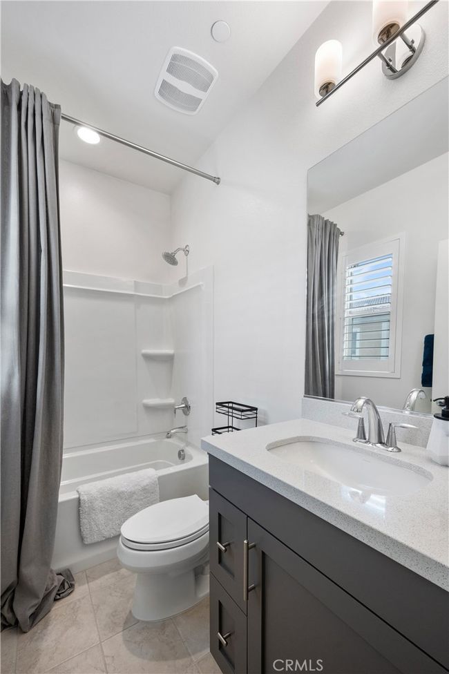 407 Coyote Pass, Condo with 3 bedrooms, 4 bathrooms and 2 parking in Lake Forest CA | Image 26