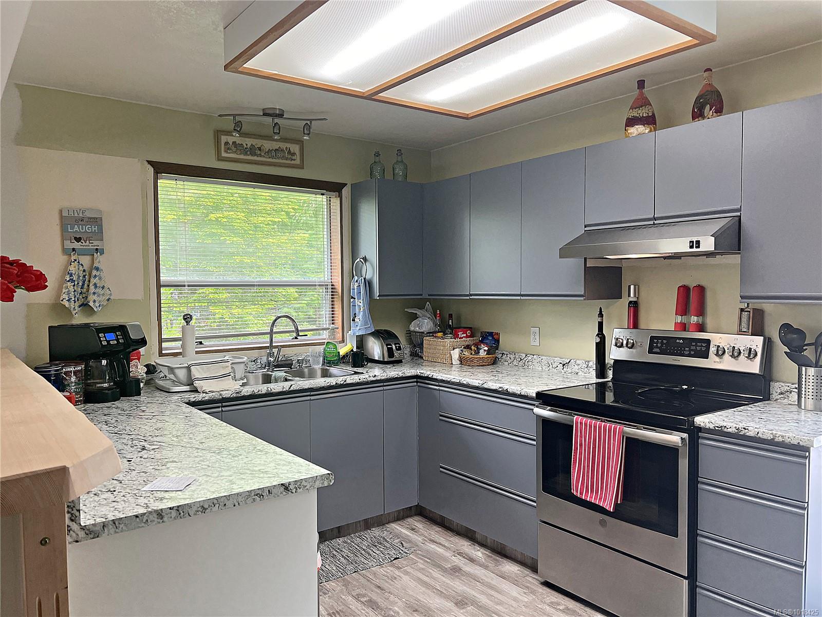Residential in Gold River 2