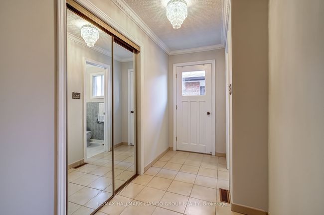 40 Crandall Dr, House other with 4 bedrooms, 4 bathrooms and 6 parking in Markham ON | Image 15