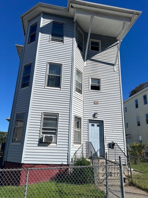 3-7 Sturgis Street, Worcester, MA, 01605 | Card Image