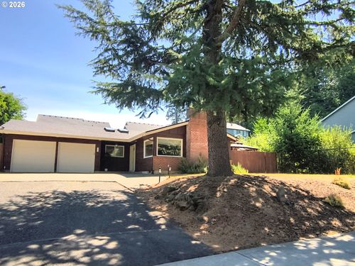 16300 Se Eckert Ln, Damascus, OR, 97089-8803 | Card Image