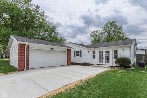 146 Parkview Dr, New Whiteland, IN, 46184-1250 | Card Image
