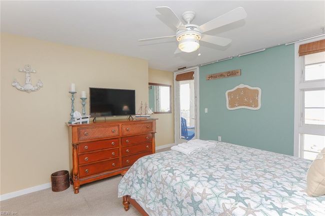 APT-432B - 3738 Sandpiper Rd, House attached with 4 bedrooms, 3 bathrooms and null parking in Virginia Beach VA | Image 26