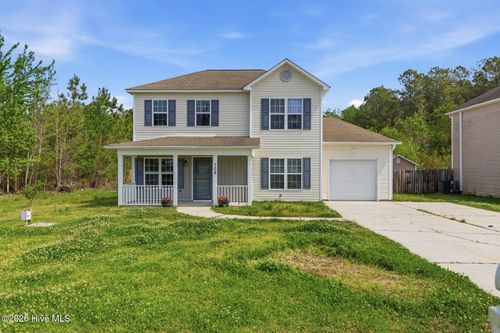 108 Blossom Ct, Maple Hill, NC, 28454-8719 | Card Image