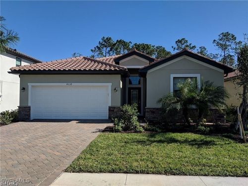 4339 Raffia Palm Cir, NAPLES, FL, 34119-9679 | Card Image