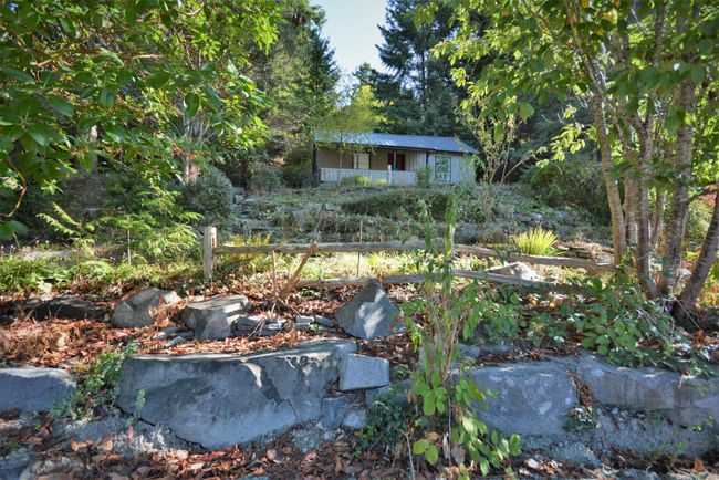 12912 Madeira Park Road, House other with 2 bedrooms, 1 bathrooms and null parking in Madeira Park BC | Image 9