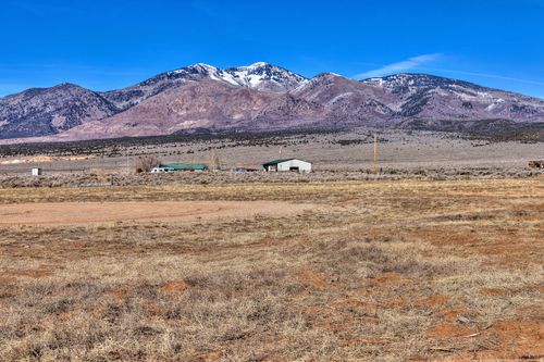 112 E Maddison Ave, La Sal, UT, 84530 | Card Image