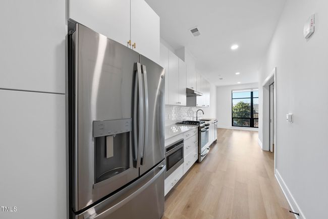 Kitchen | Image 5